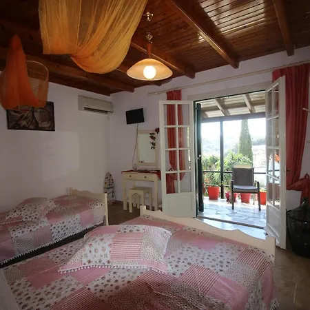 Niky's * Paleokastritsa